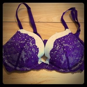 Victoria's Secret pushup bra